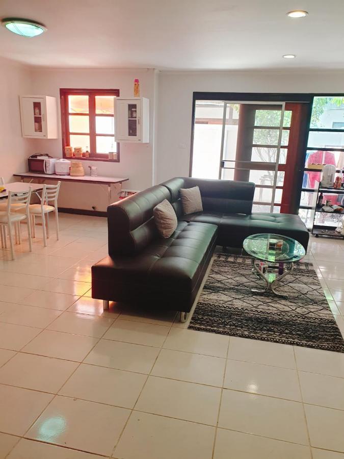 Kru Nat'S Bed & Breakfast W/ Private Rooms & Gym Bangkok Dış mekan fotoğraf